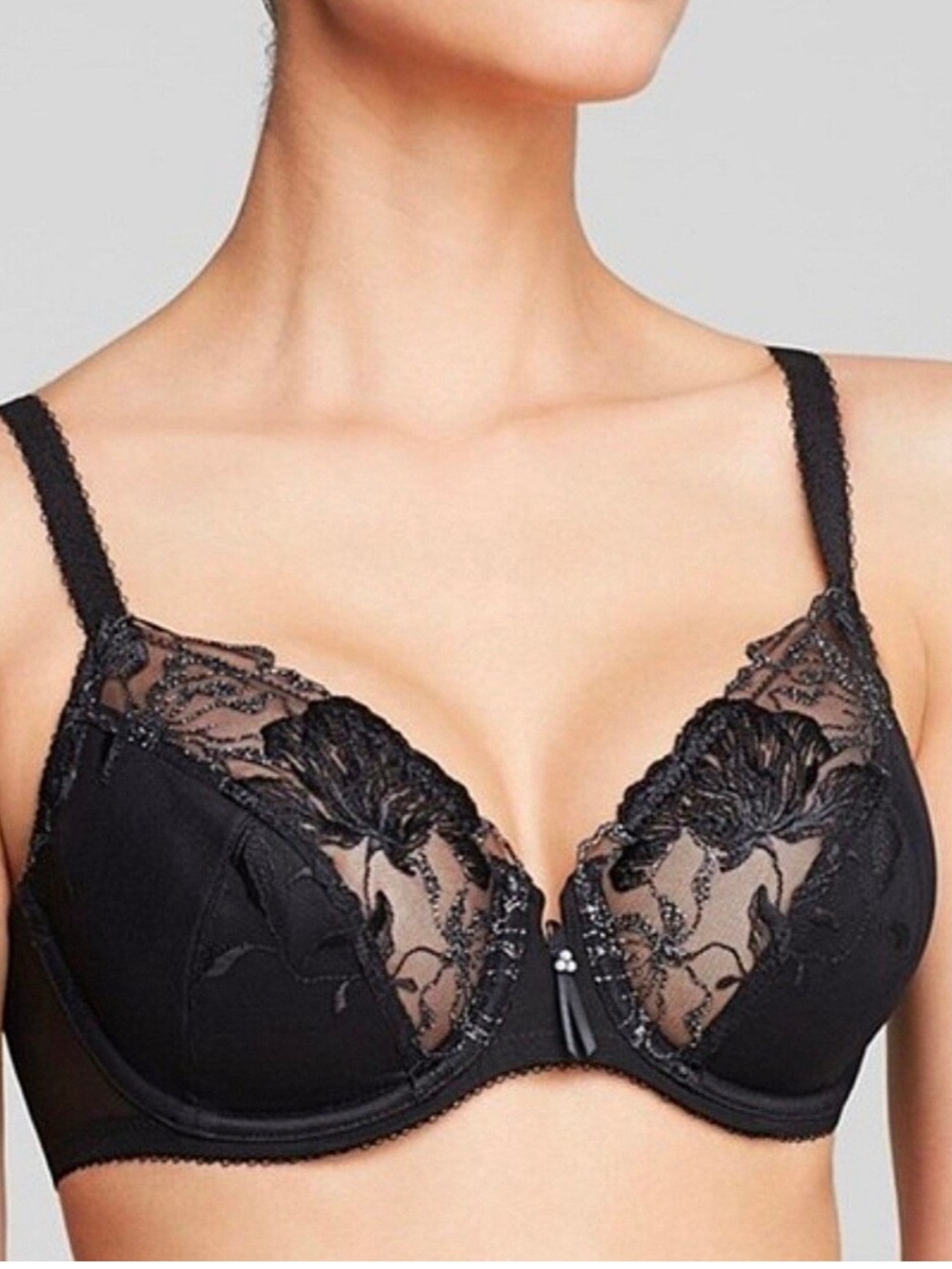 Wacoal black lace underwire sheer bra with pearl detailing size 40C